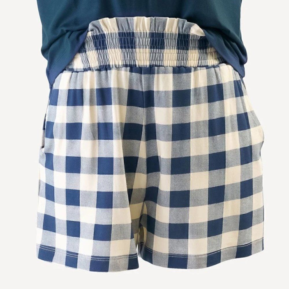 NWT! Kate Quinn Blue Gingham Smocked Shorts, Size 7/8Y